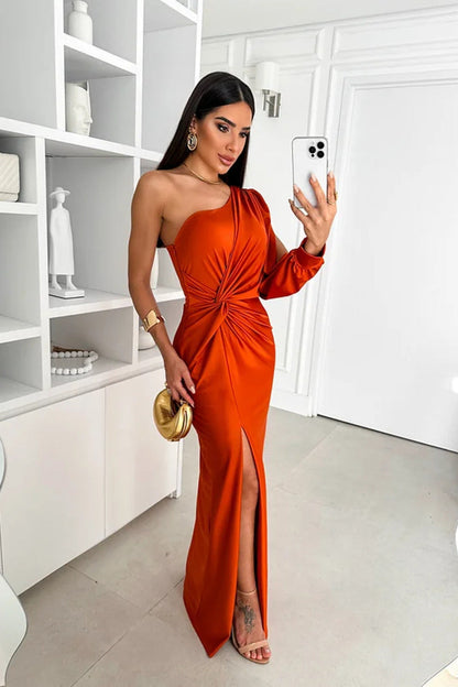 Kim - Elegant klänning med finess