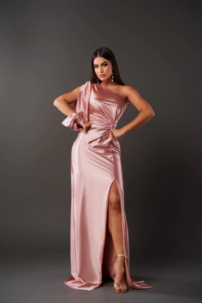 Kim - Elegant klänning med finess