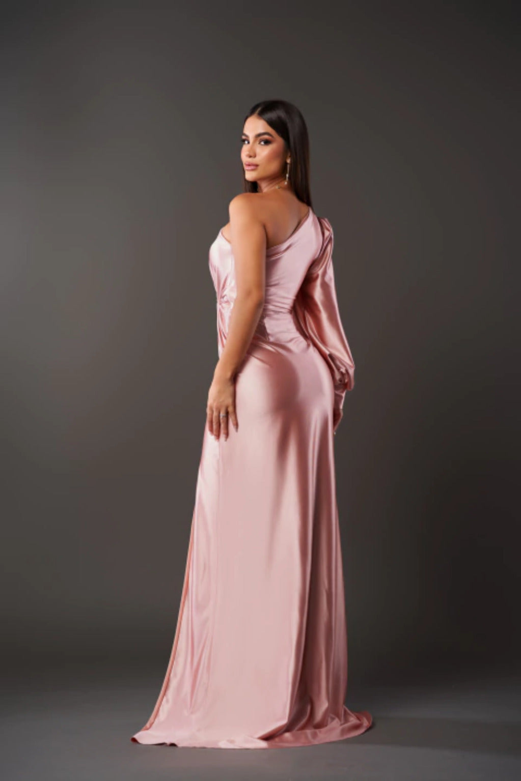 Kim - Elegant klänning med finess